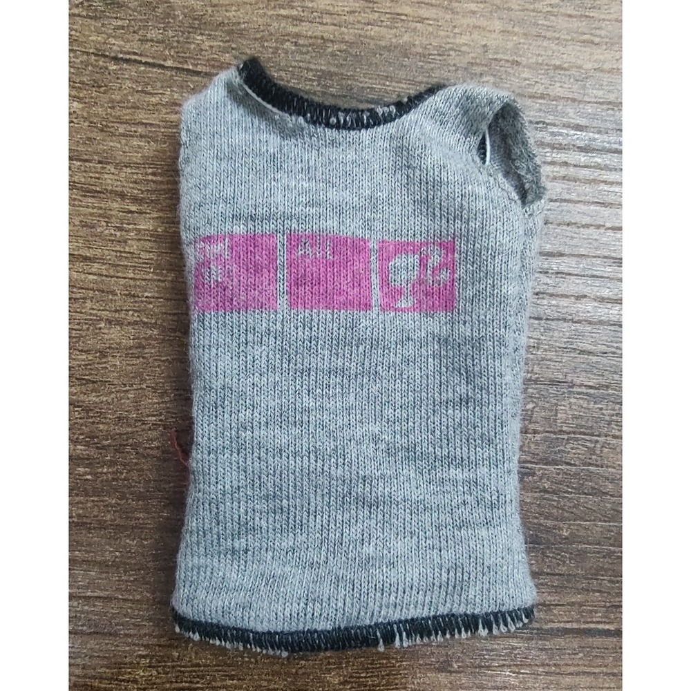 Mattel Barbie Sleveless Tank Top Gray Pink Ctrl Alt Barbie Keyboard Keys Z33
